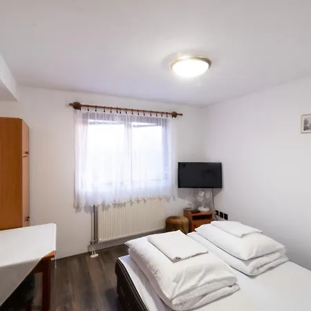 Vandor Vigado Bed & Breakfast 3*
