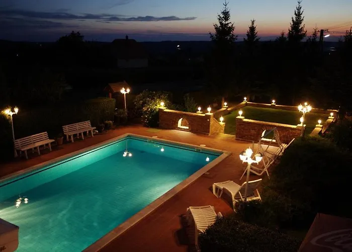 Vandor Vigado Couette-café 3*